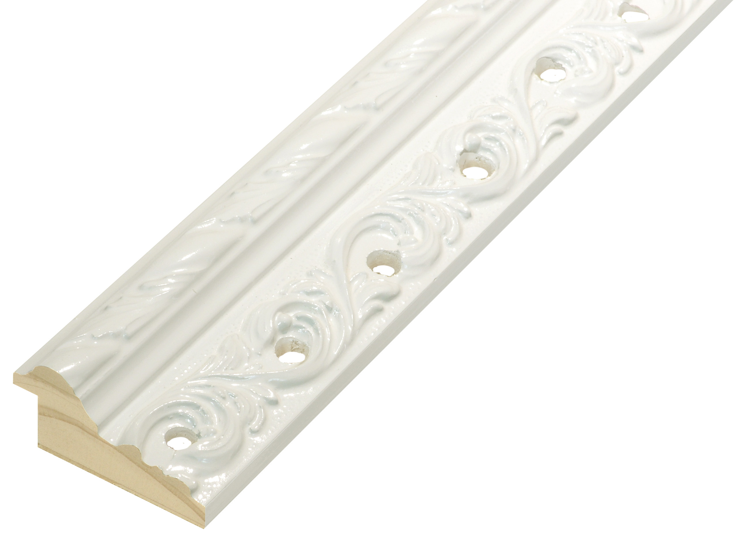 Baguette pin jointé, larg.48mm - finition blanche décoré - avec trous - 458BIANCO