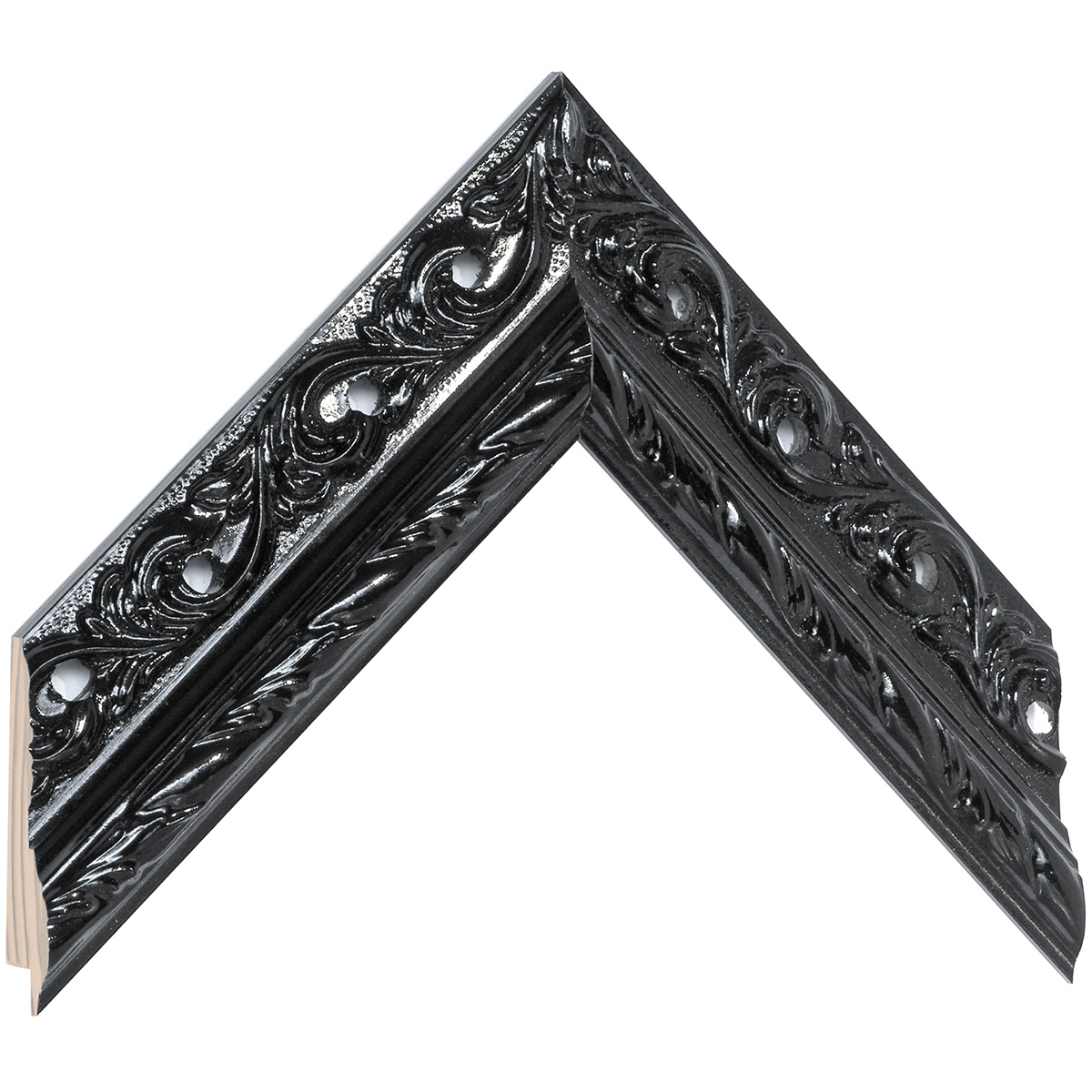 Baguette pin jointé, larg.48mm - finition noir décoré - avec trous -  Échantillons